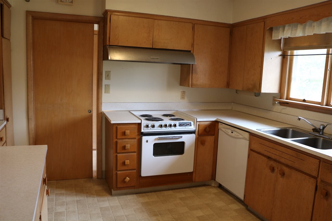 1536 Rochester Avenue Iowa City, IA 52245 - Photo 7 of 20 Gallery Image 7