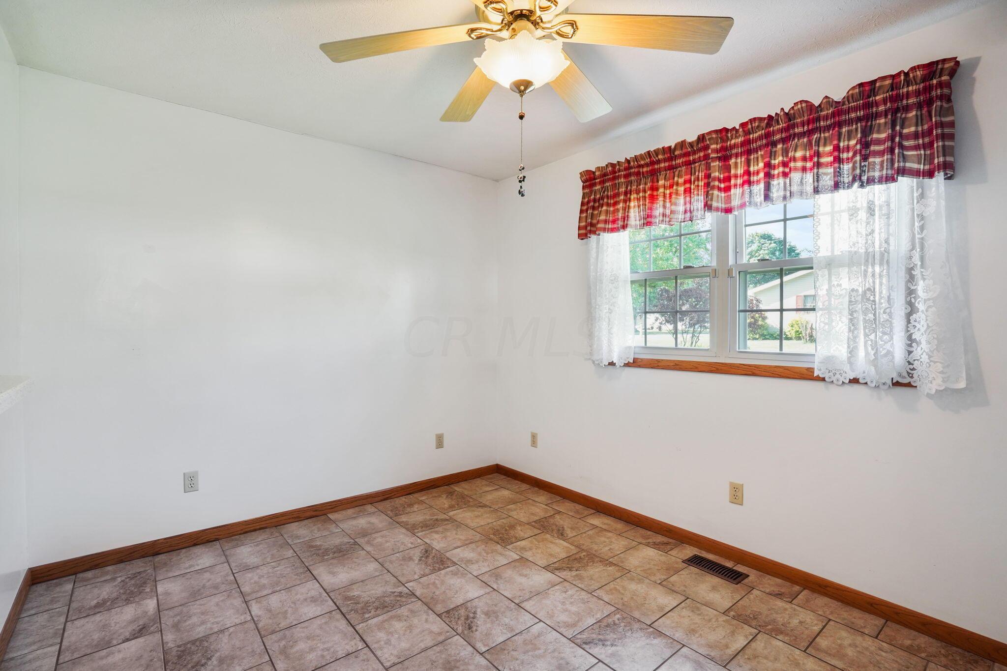 471 Old Elm Road Chillicothe, OH 45601 - Photo 35 of 74 35-web-or-mls-DSC00318