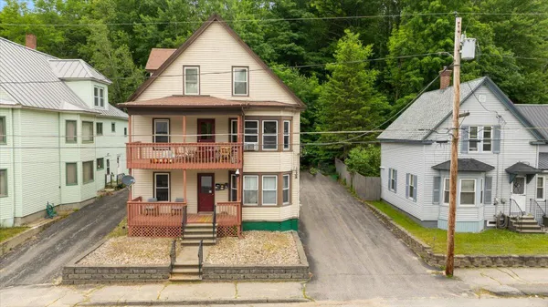$175,000 | 77 Granite Street, Mexico, ME 04257