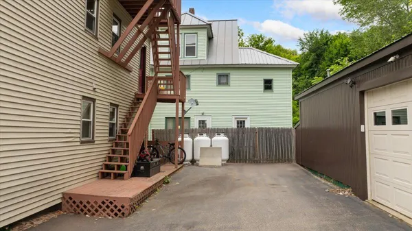 $175,000 | 77 Granite Street, Mexico, ME 04257