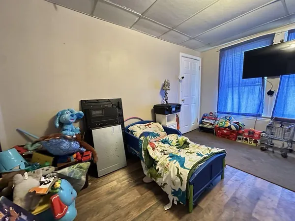 $175,000 | 77 Granite Street, Mexico, ME 04257