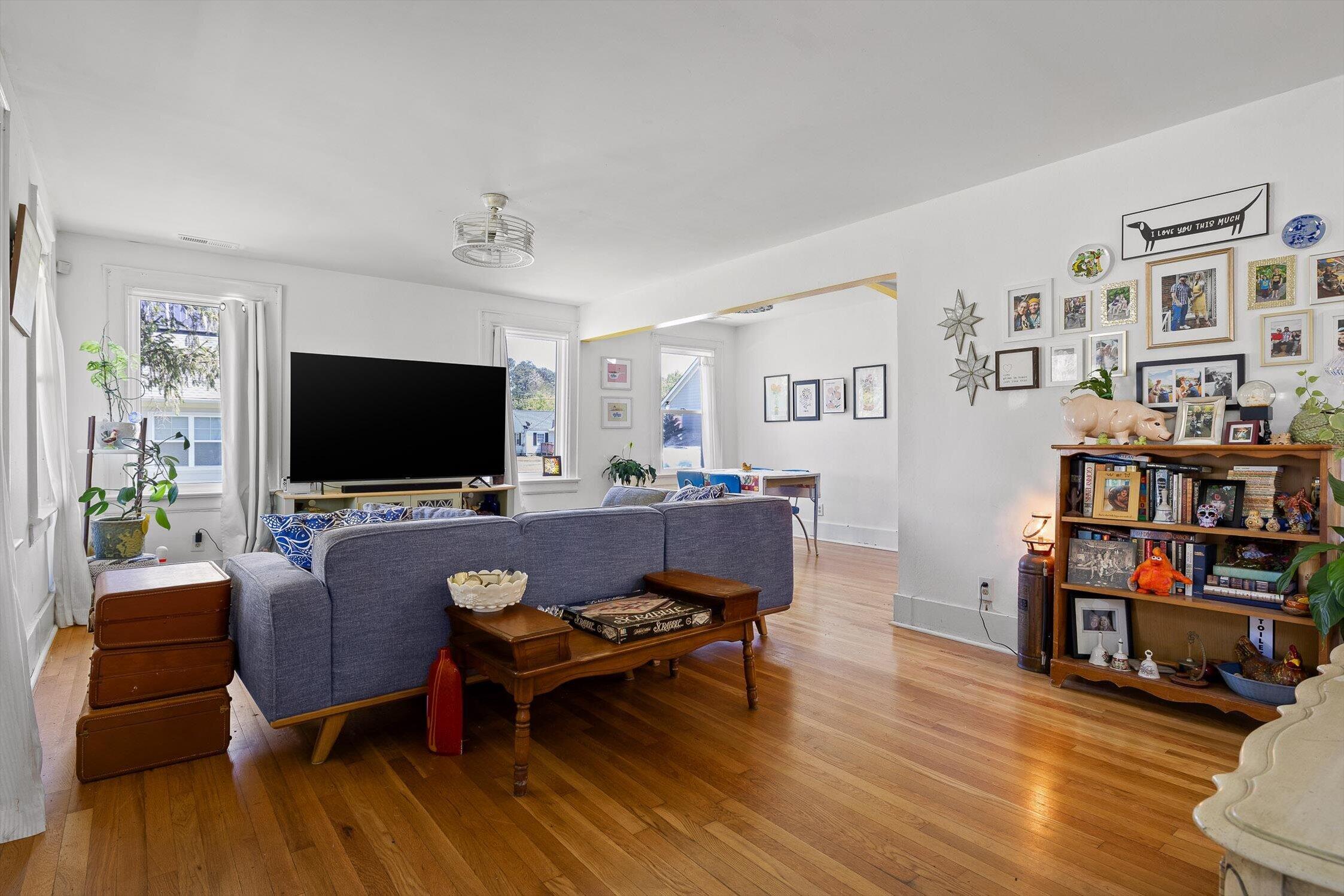 4592 Old Mission Road Chattanooga, TN 37411 - Photo 6 of 38 11-Old Mission-11