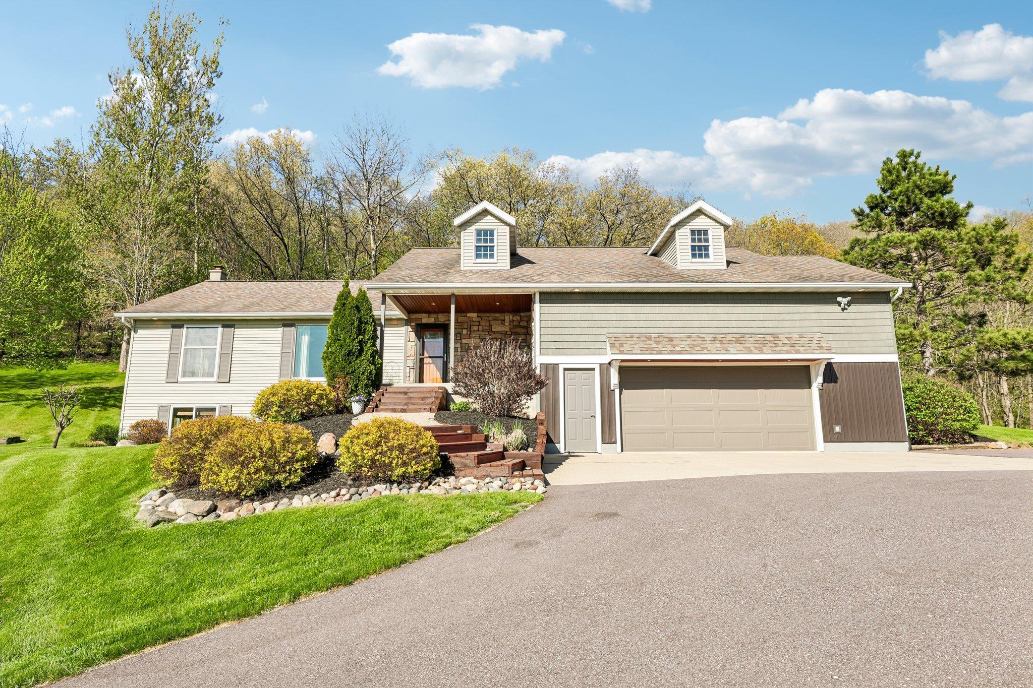 S11610 Hazelnut Road Spring Green, WI 53588 - Photo 5 of 59