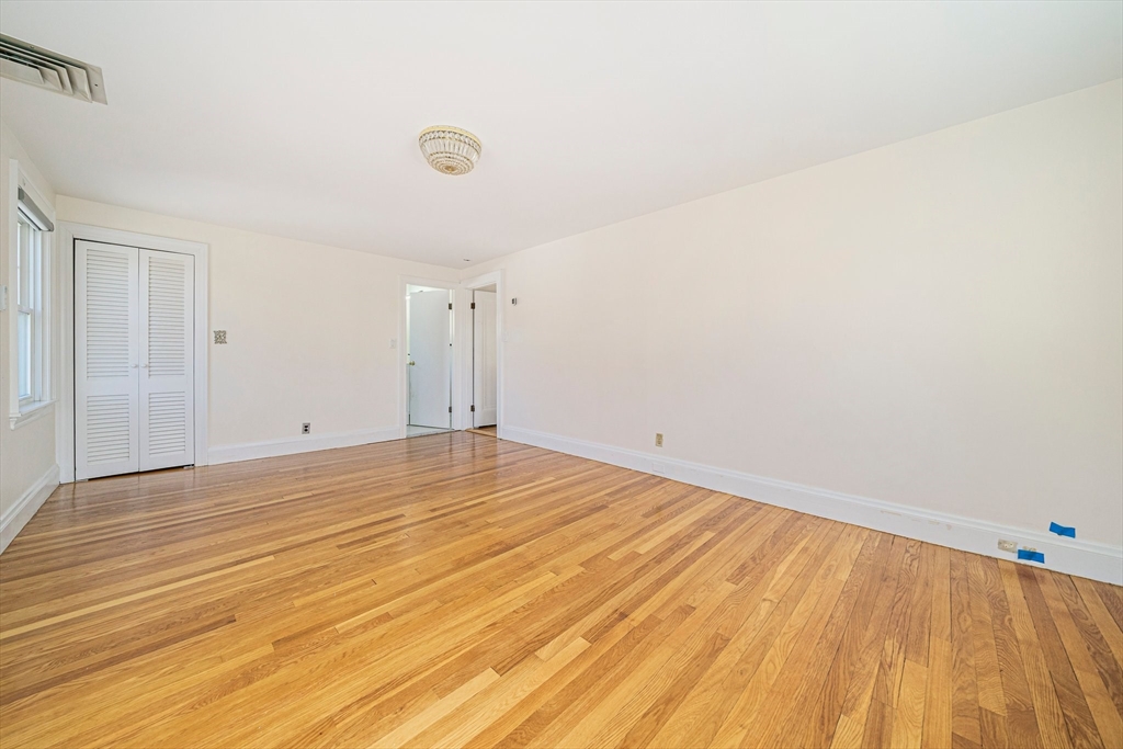 93 Lincoln Road Medford, MA 02155 - Photo 21 of 32