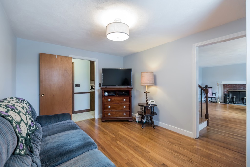 401 High Plain Road Andover, MA 01810 - Photo 12 of 24
