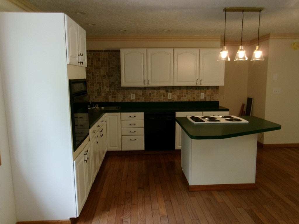 229 Deer Rdg Trail Tazewell, VA 24651 - Photo 4 of 15 Gallery Image 4