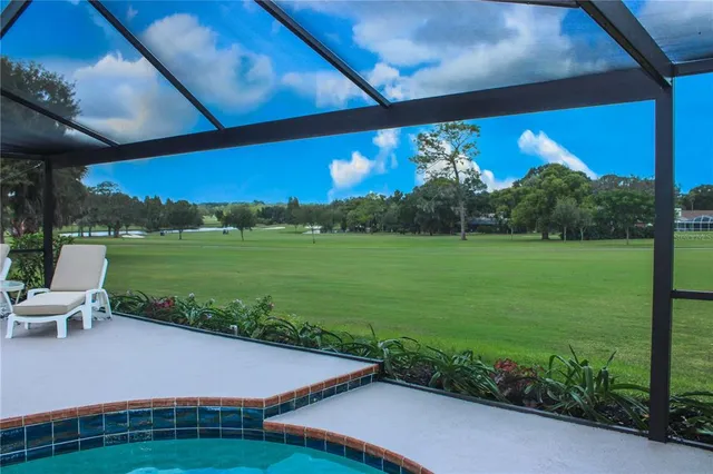a view of a big room with a big yard