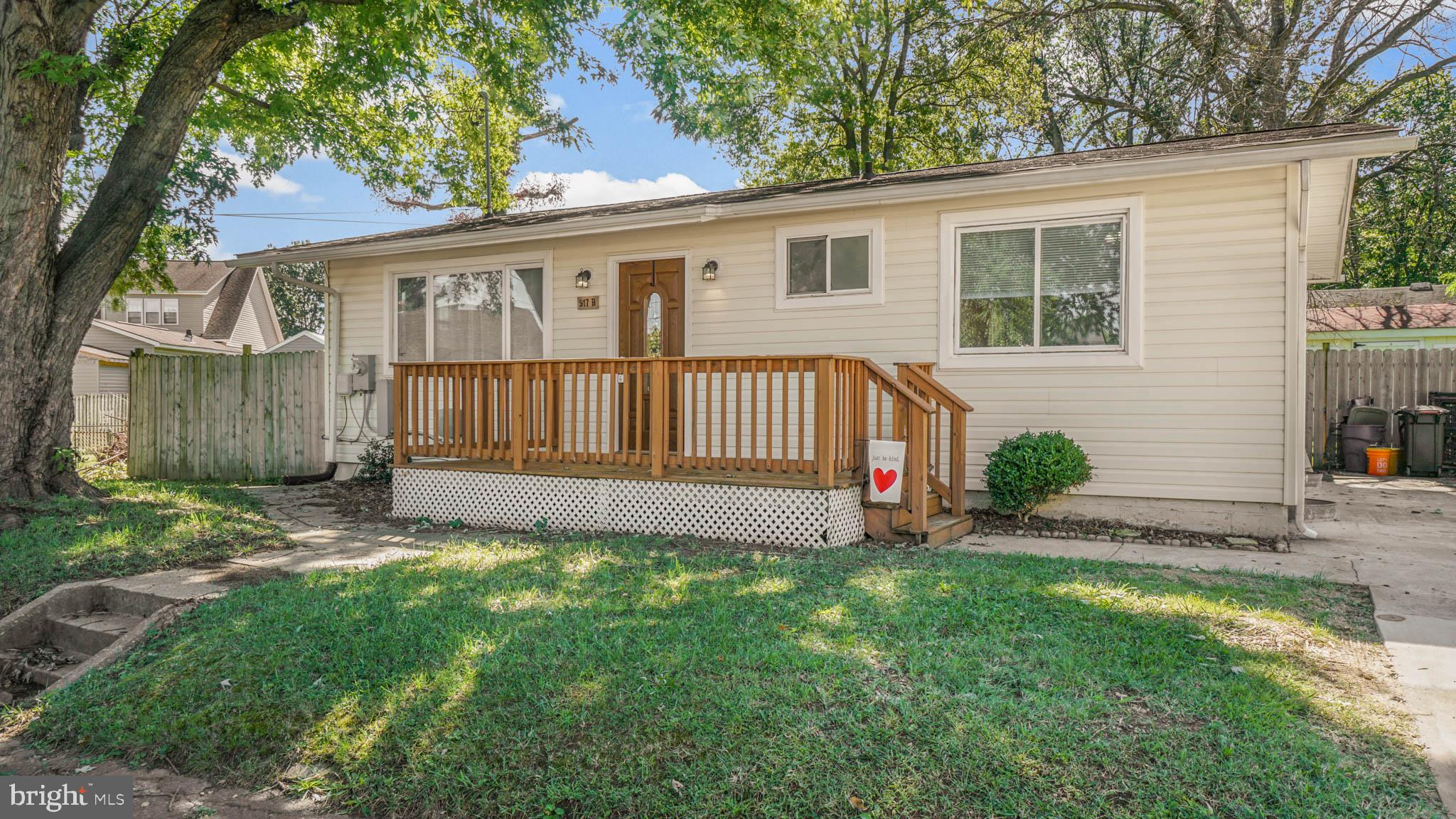 917 Oakleigh Beach Road Baltimore, MD 21222 - Photo 2 of 27 Two car wide driveway, can fit 4+ cars!