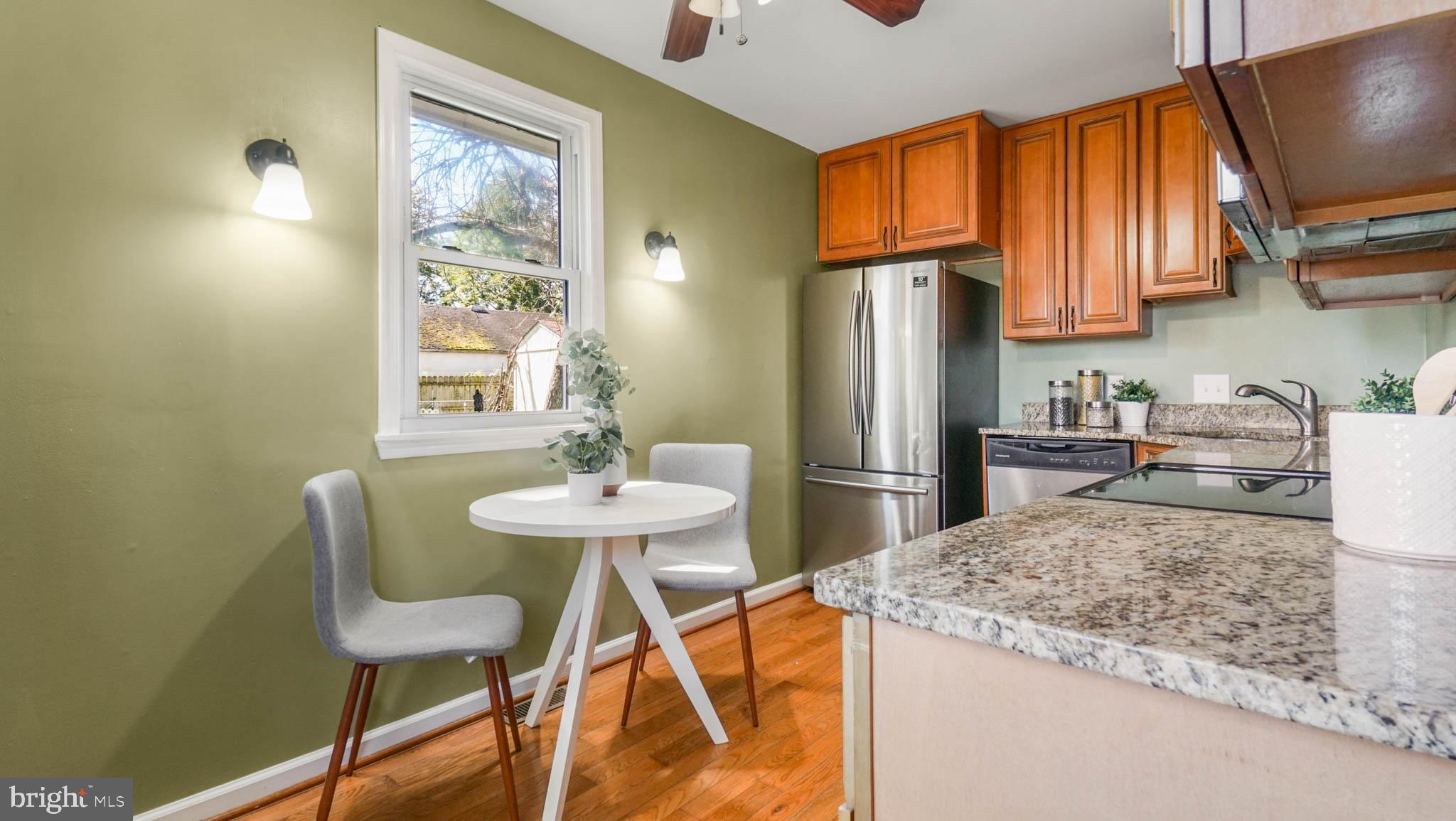 917 Oakleigh Beach Road Baltimore, MD 21222 - Photo 8 of 27 Kitchen