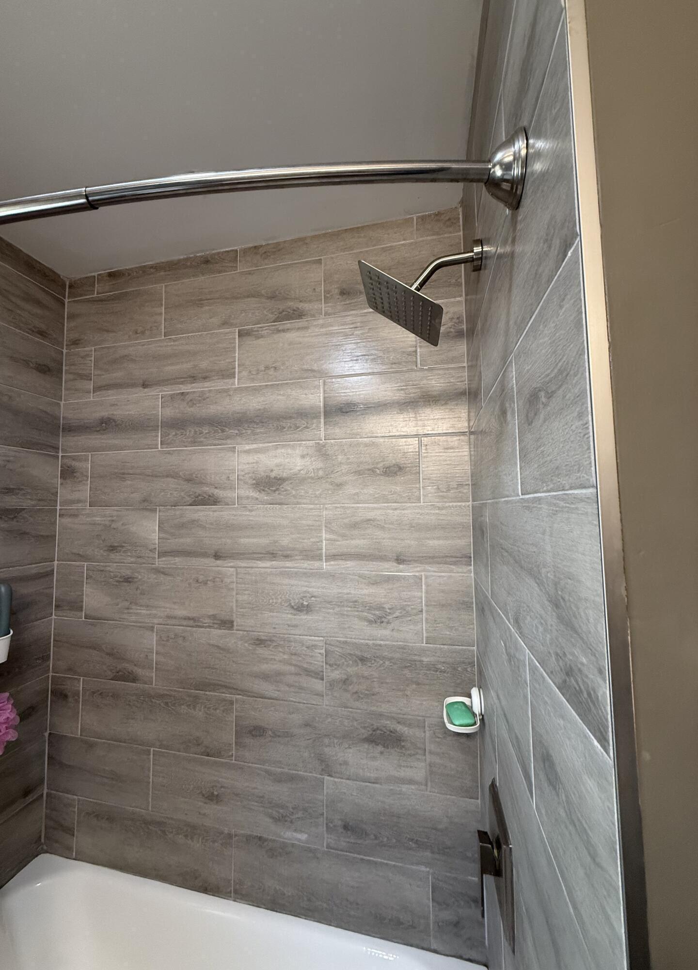 7331 43rd Avenue Kenosha, WI 53142 - Photo 25 of 31 Shower
