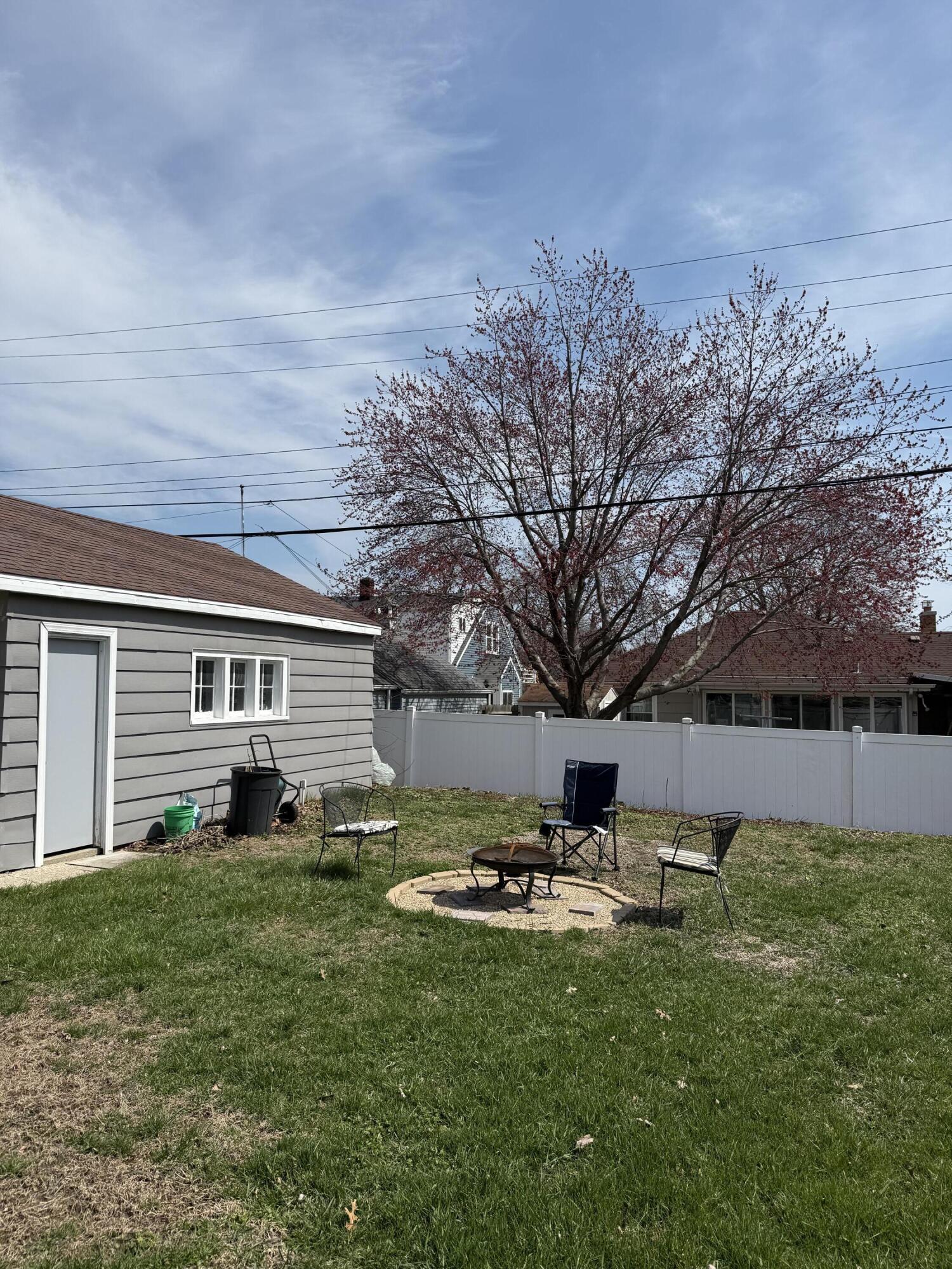 7331 43rd Avenue Kenosha, WI 53142 - Photo 31 of 31 Yard