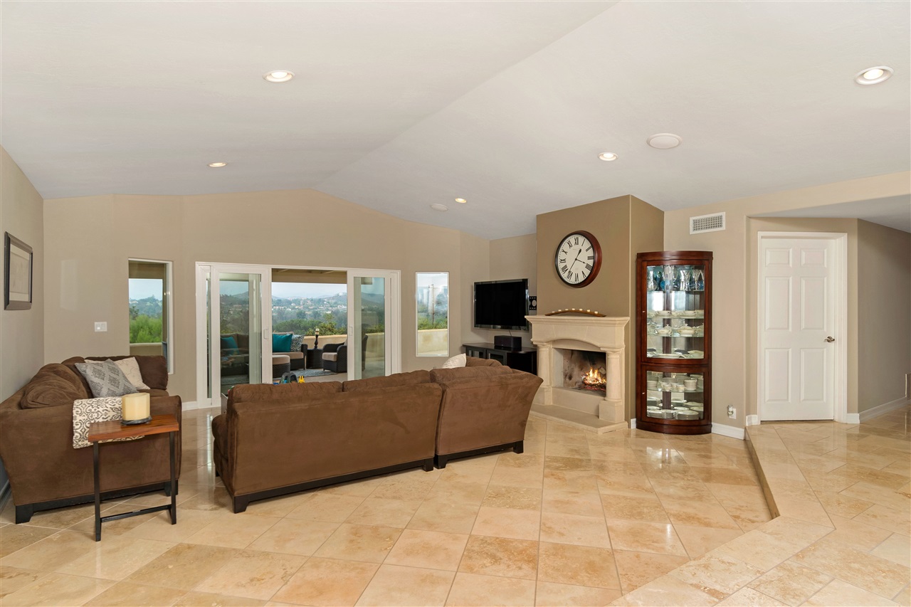 16302 Woodson View Road Poway, CA 92064 - Photo 2 of 25