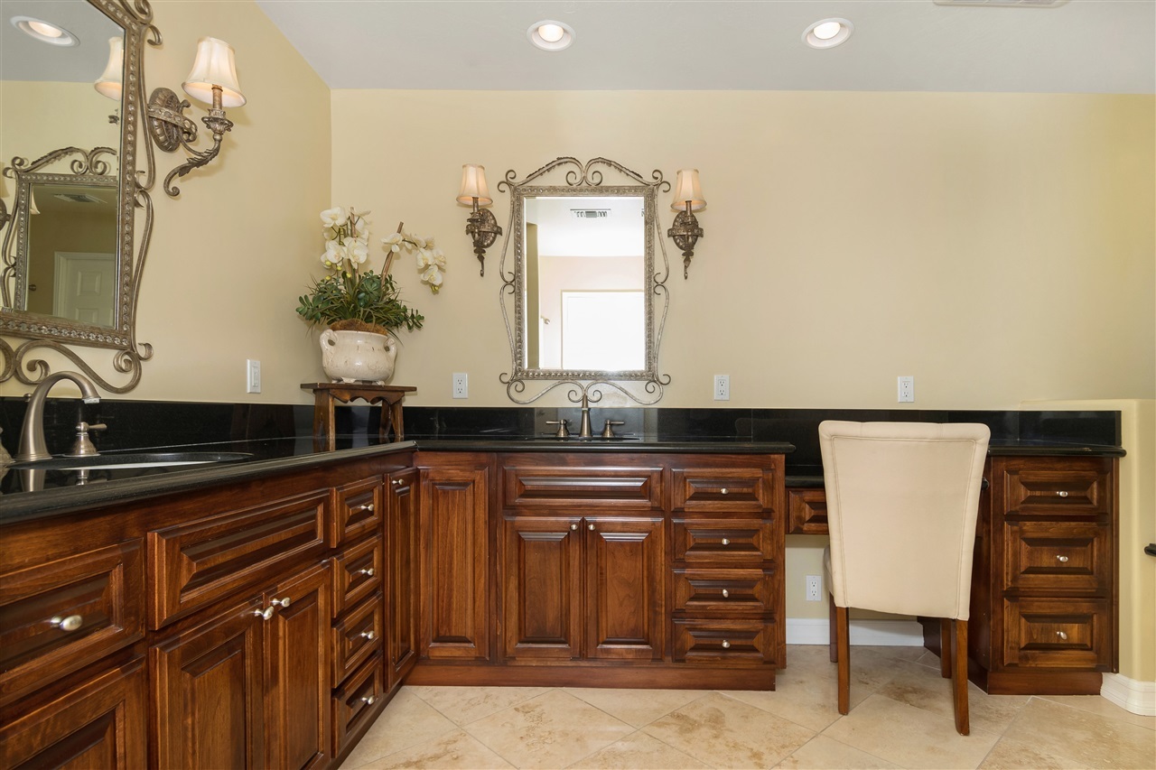 16302 Woodson View Road Poway, CA 92064 - Photo 15 of 25