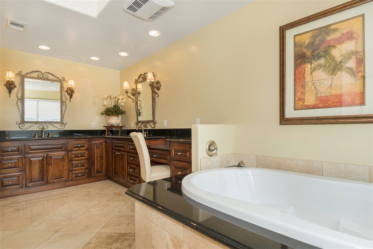 16302 Woodson View Road Poway, CA 92064 - Photo 16 of 25