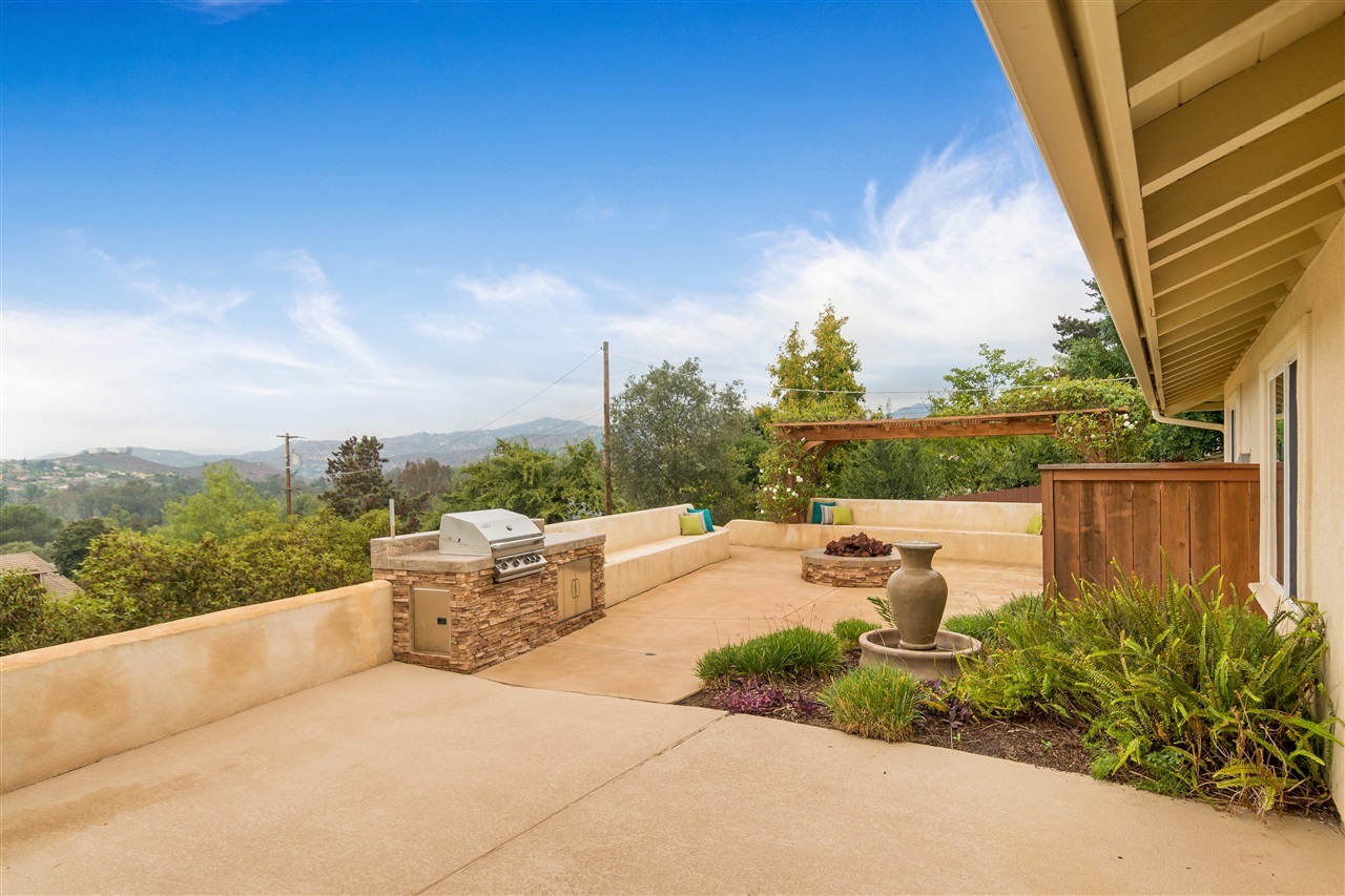 16302 Woodson View Road Poway, CA 92064 - Photo 18 of 25