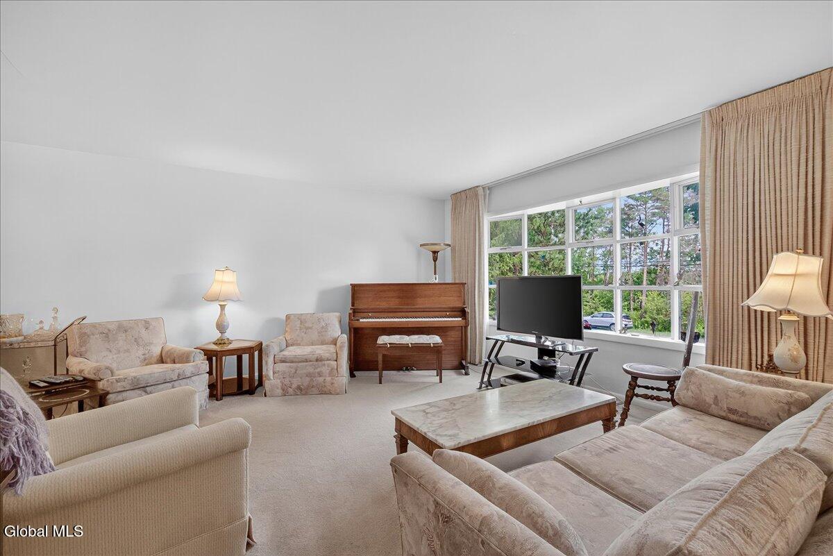 261 Pruyn Hill Road Halfmoon, NY 12118 - Photo 18 of 46 08-261 Pruyn Hill Rd-8