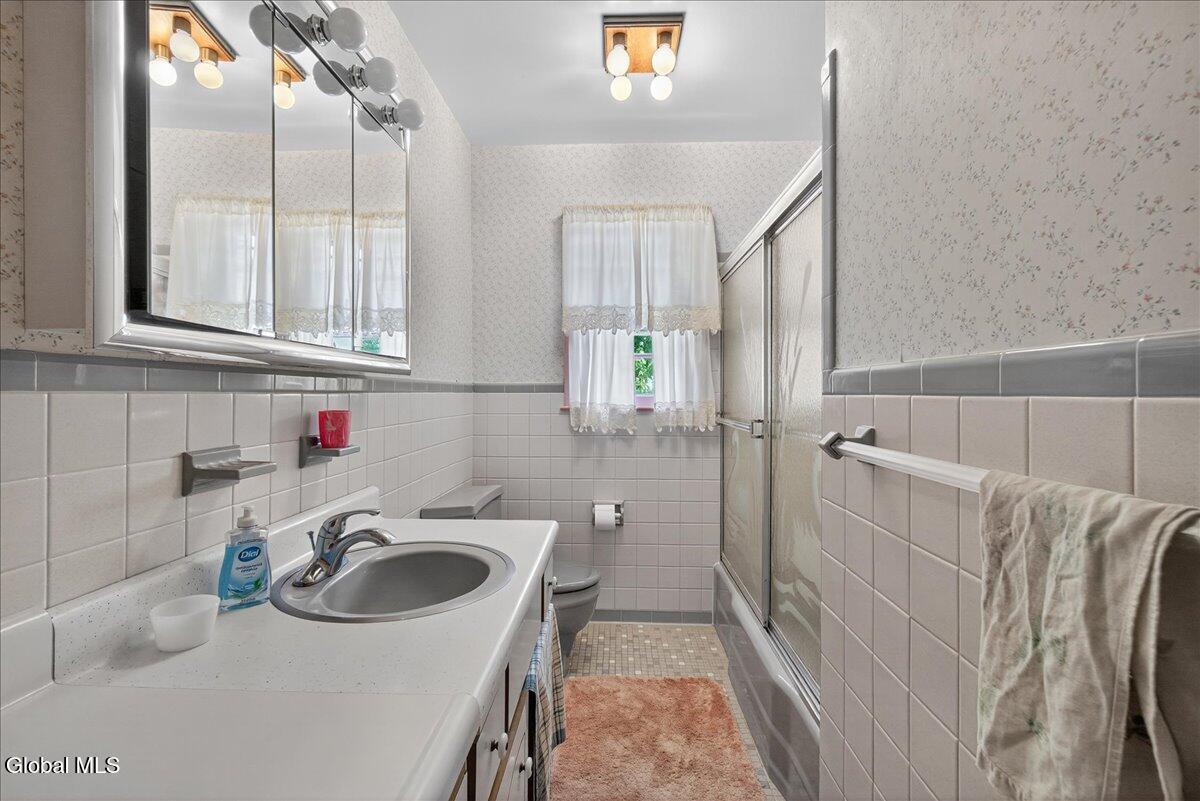 261 Pruyn Hill Road Halfmoon, NY 12118 - Photo 25 of 46 21-261 Pruyn Hill Rd-21