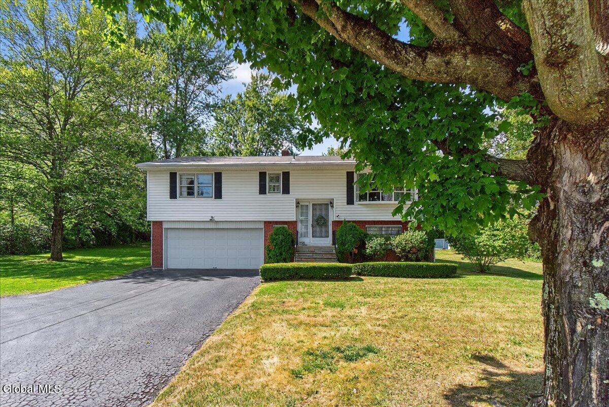 261 Pruyn Hill Road Halfmoon, NY 12118 - Photo 4 of 46 48-261 Pruyn Hill Rd-48