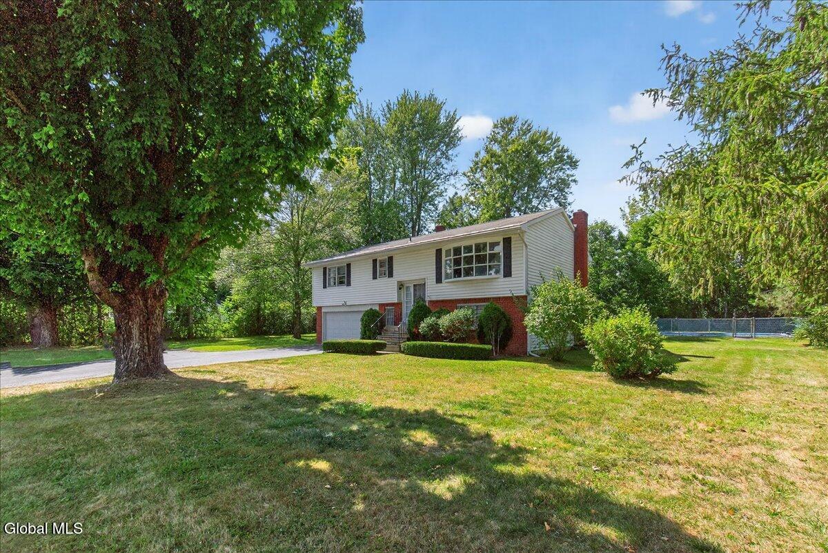 261 Pruyn Hill Road Halfmoon, NY 12118 - Photo 5 of 46 05-261 Pruyn Hill Rd-5