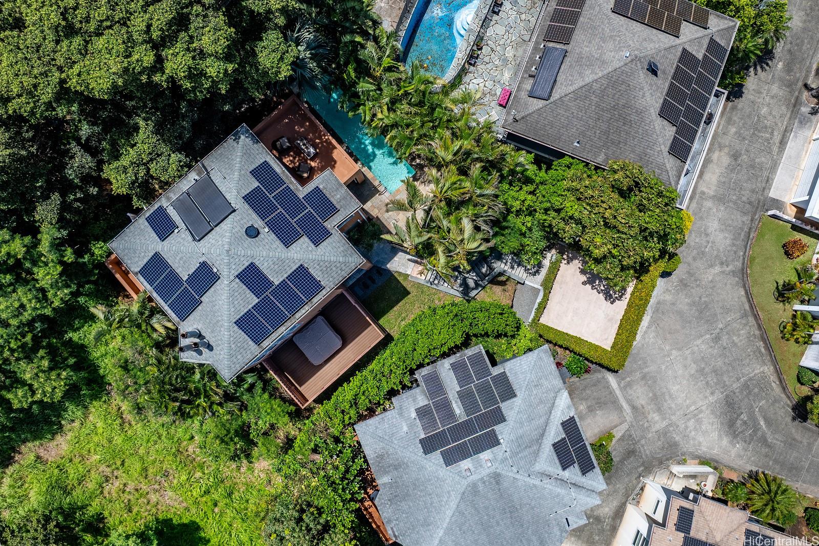 8 Prospect Street Honolulu, HI 96813 - Photo 25 of 25 an aerial view of a house with garden space and street view