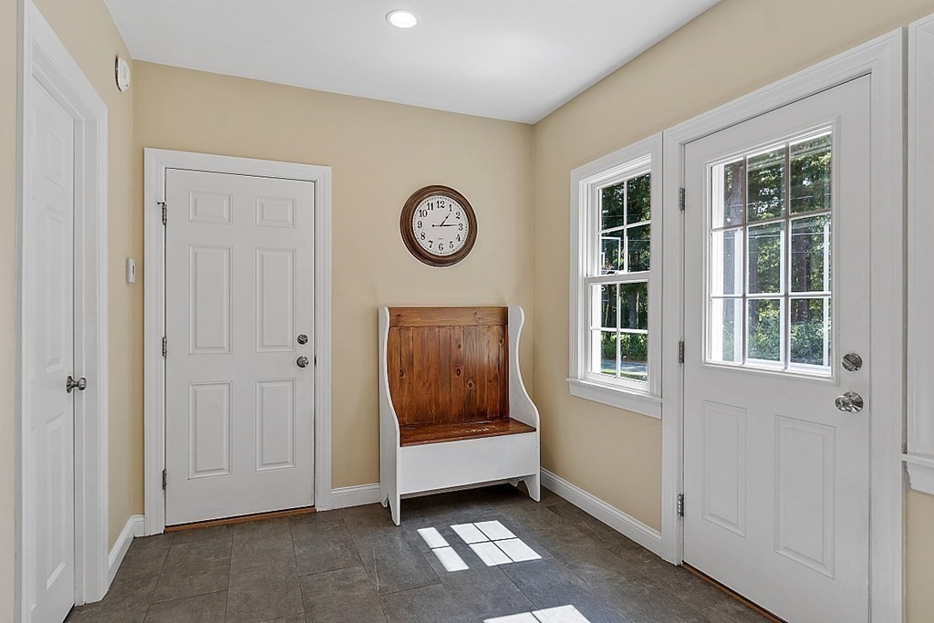 38 Old Road Westford, MA 01886 - Photo 12 of 42 Gallery Image 12