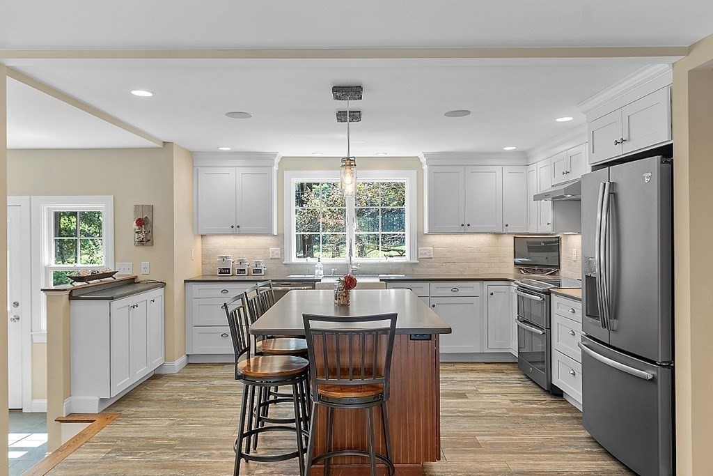 38 Old Road Westford, MA 01886 - Photo 14 of 42 Gallery Image 14