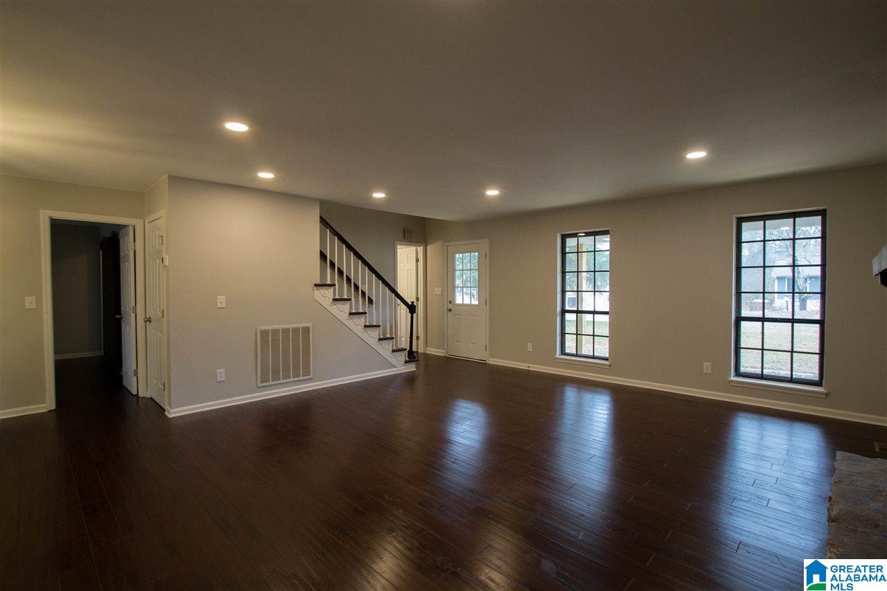 112 Forest Parkway Alabaster, AL 35007 - Photo 7 of 49