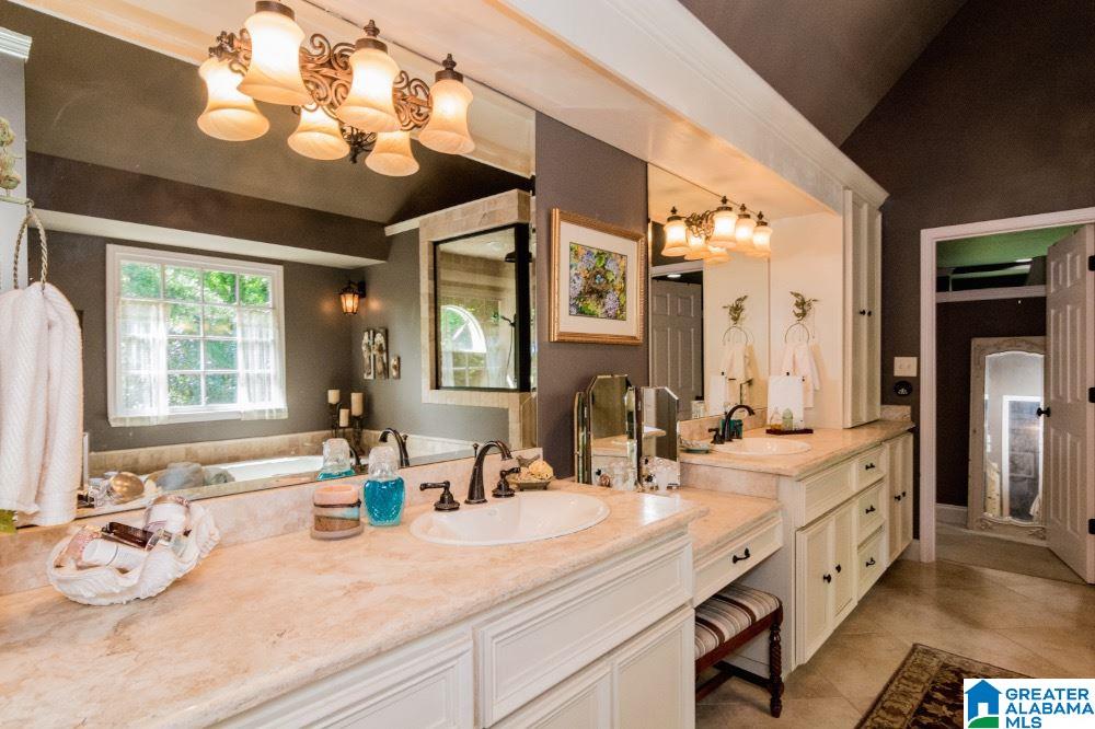 2525 Shades Crest Road Birmingham, AL 35216 - Photo 23 of 47