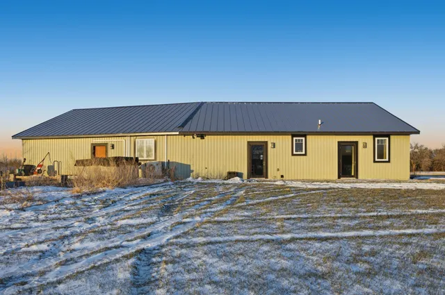 $599,900 | 14443 Highway 10, Glyndon, MN 56547