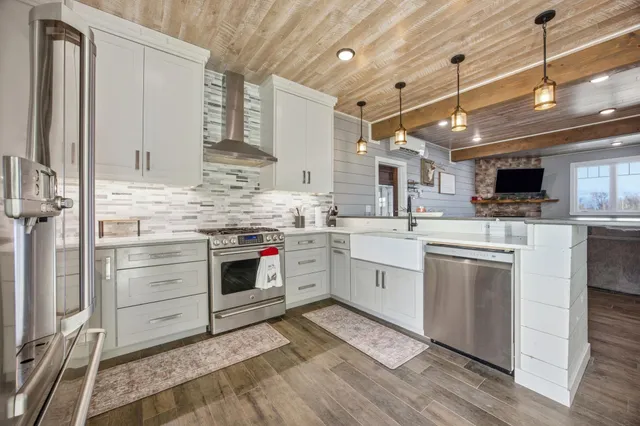 $599,900 | 14443 Highway 10, Glyndon, MN 56547