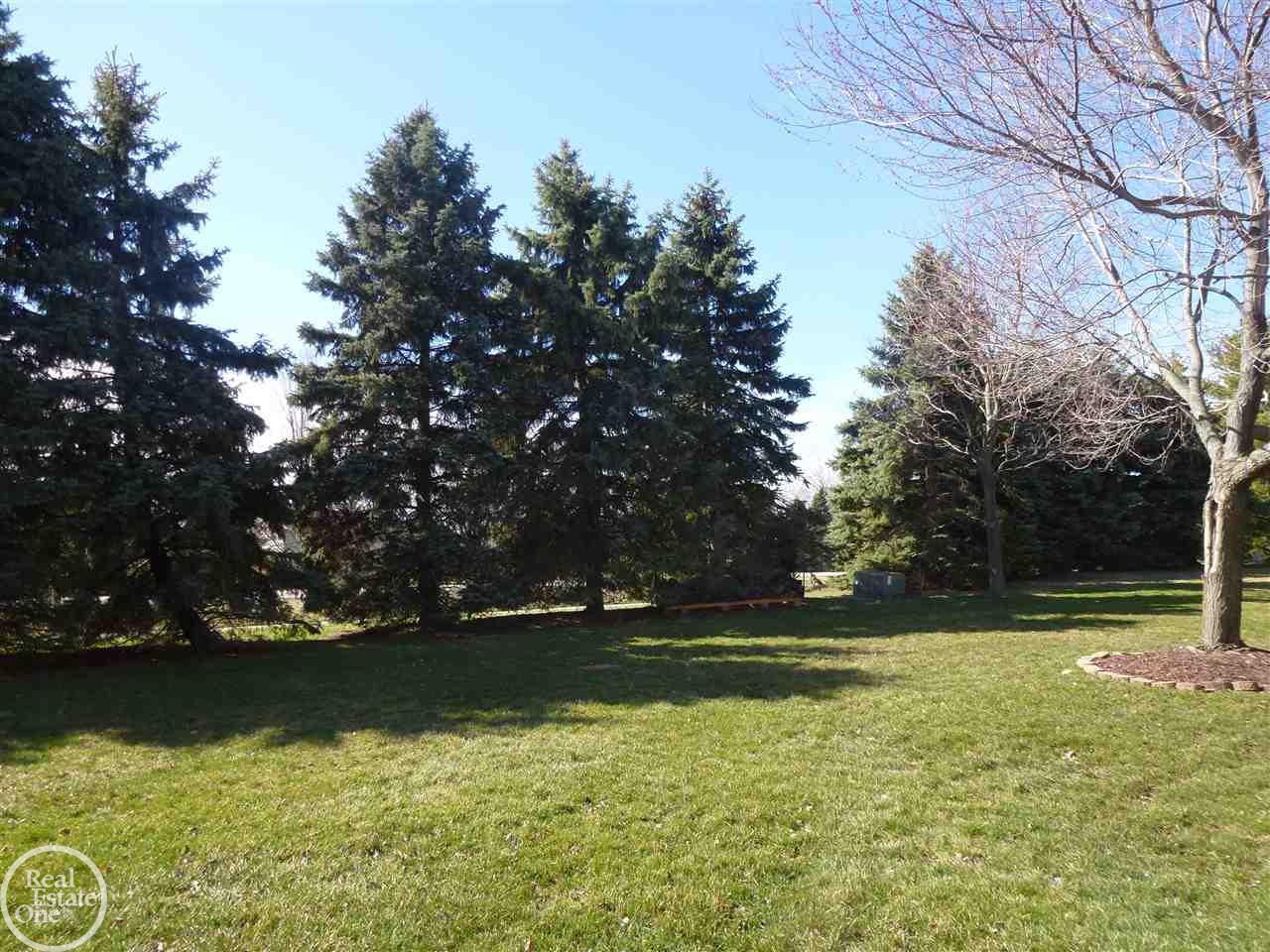 539 Shellbourne Drive Rochester Hills, MI 48309 - Photo 5 of 37