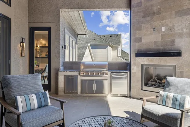 $3,200,000 | 21359 West 93rd Street, Lenexa, KS 66220