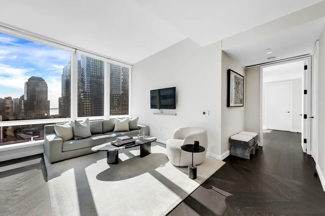 $4,200,000 | 111 Murray Street, Unit 24B | TriBeCa