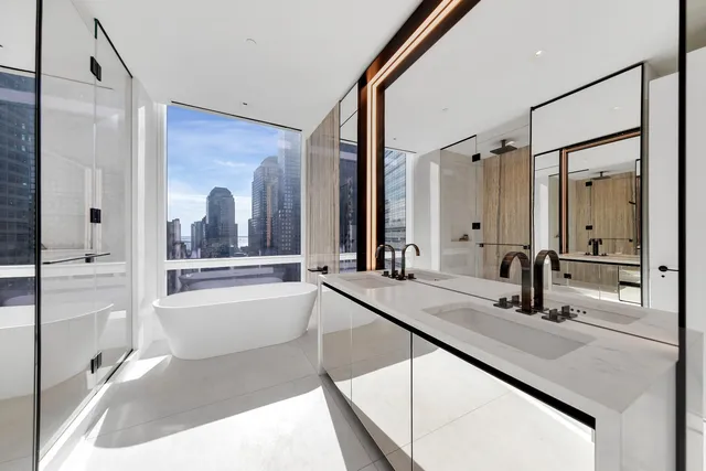 $4,200,000 | 111 Murray Street, Unit 24B | TriBeCa