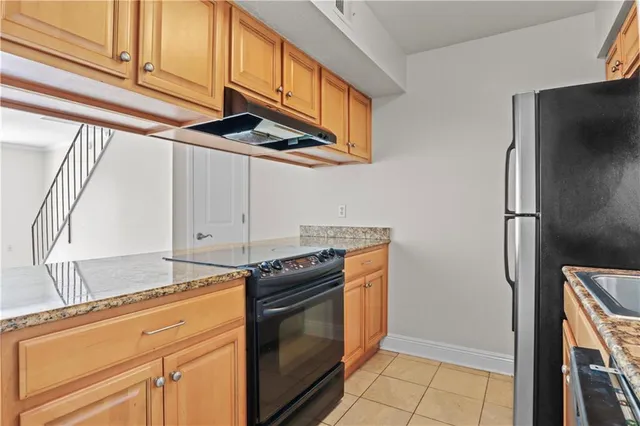 $1,325 | 3805 Houma Boulevard, Unit A223, Metairie, LA 70006