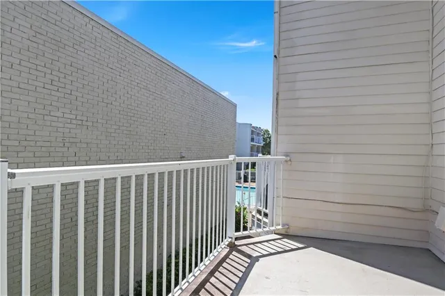 $1,325 | 3805 Houma Boulevard, Unit A223, Metairie, LA 70006