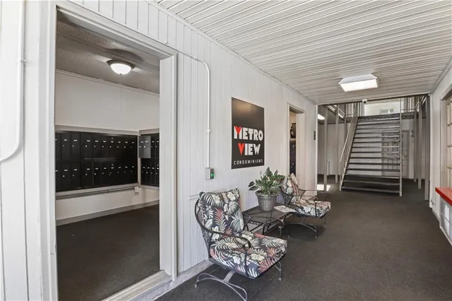 $1,325 | 3805 Houma Boulevard, Unit A223, Metairie, LA 70006