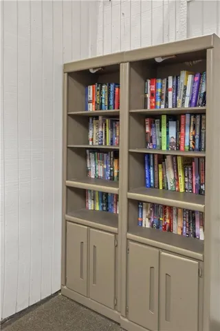 $1,325 | 3805 Houma Boulevard, Unit A223, Metairie, LA 70006