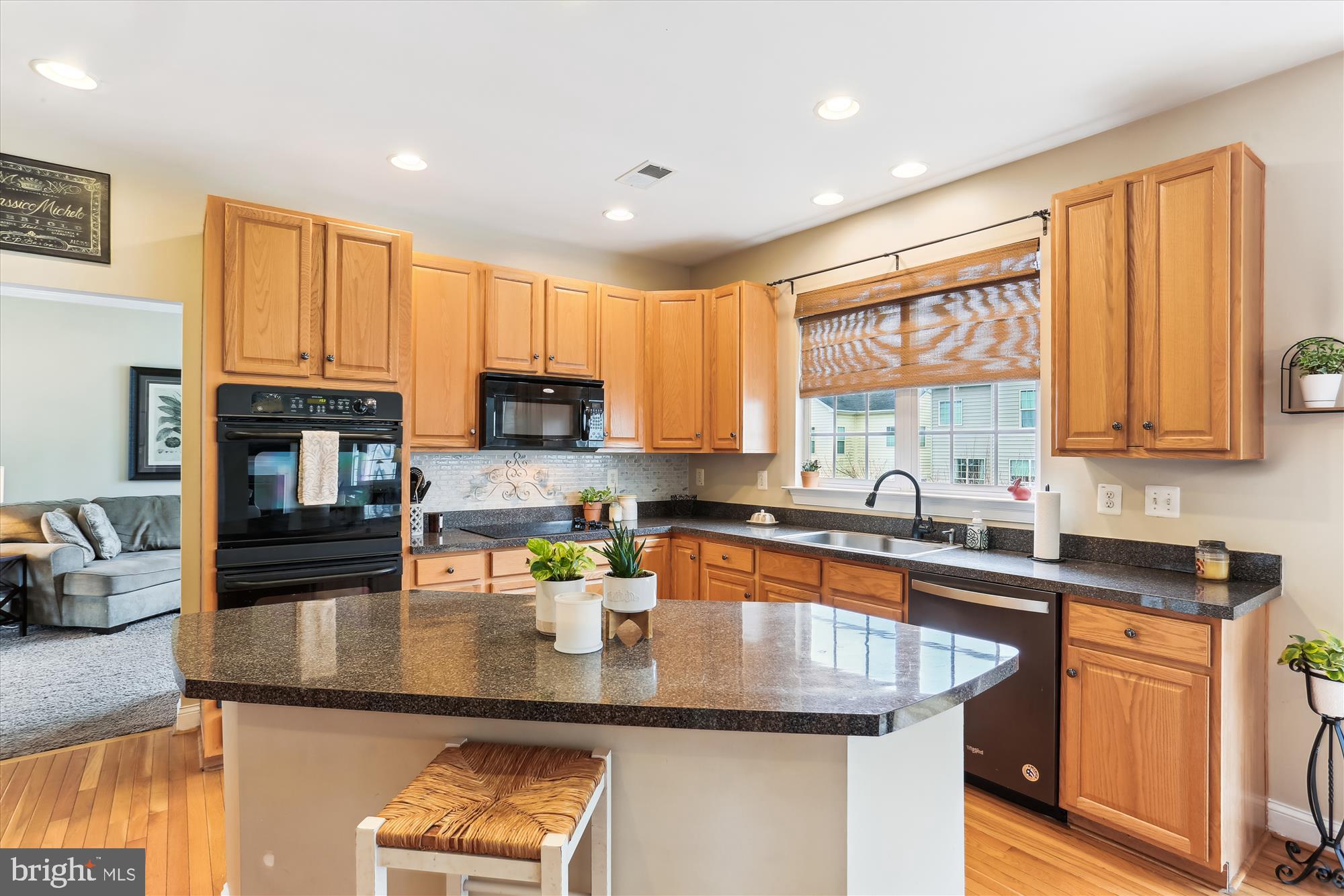 12206 Skylark Road Clarksburg, MD 20871 - Photo 24 of 88 Kitchen
