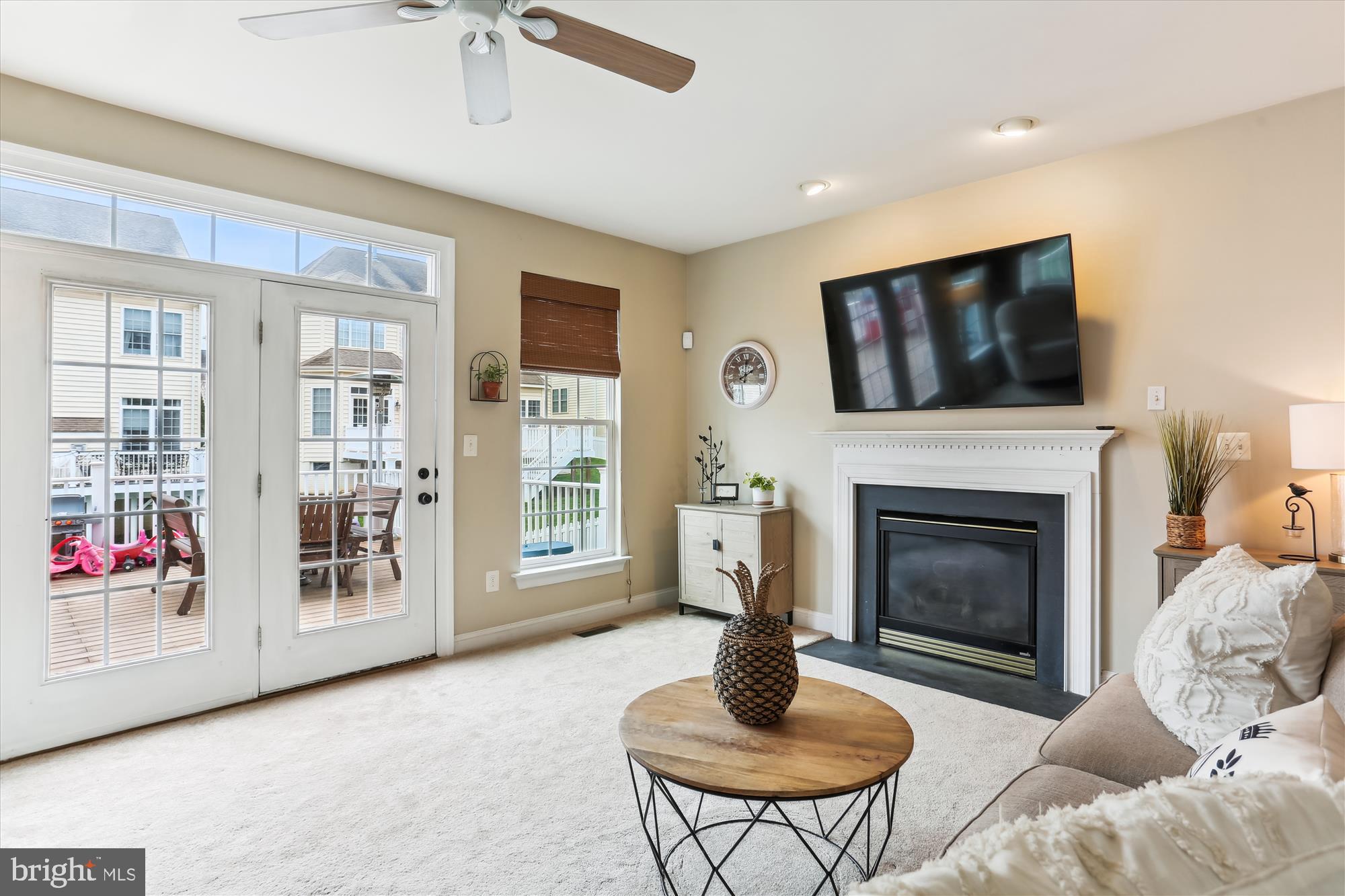 12206 Skylark Road Clarksburg, MD 20871 - Photo 32 of 88 FamilyRoom