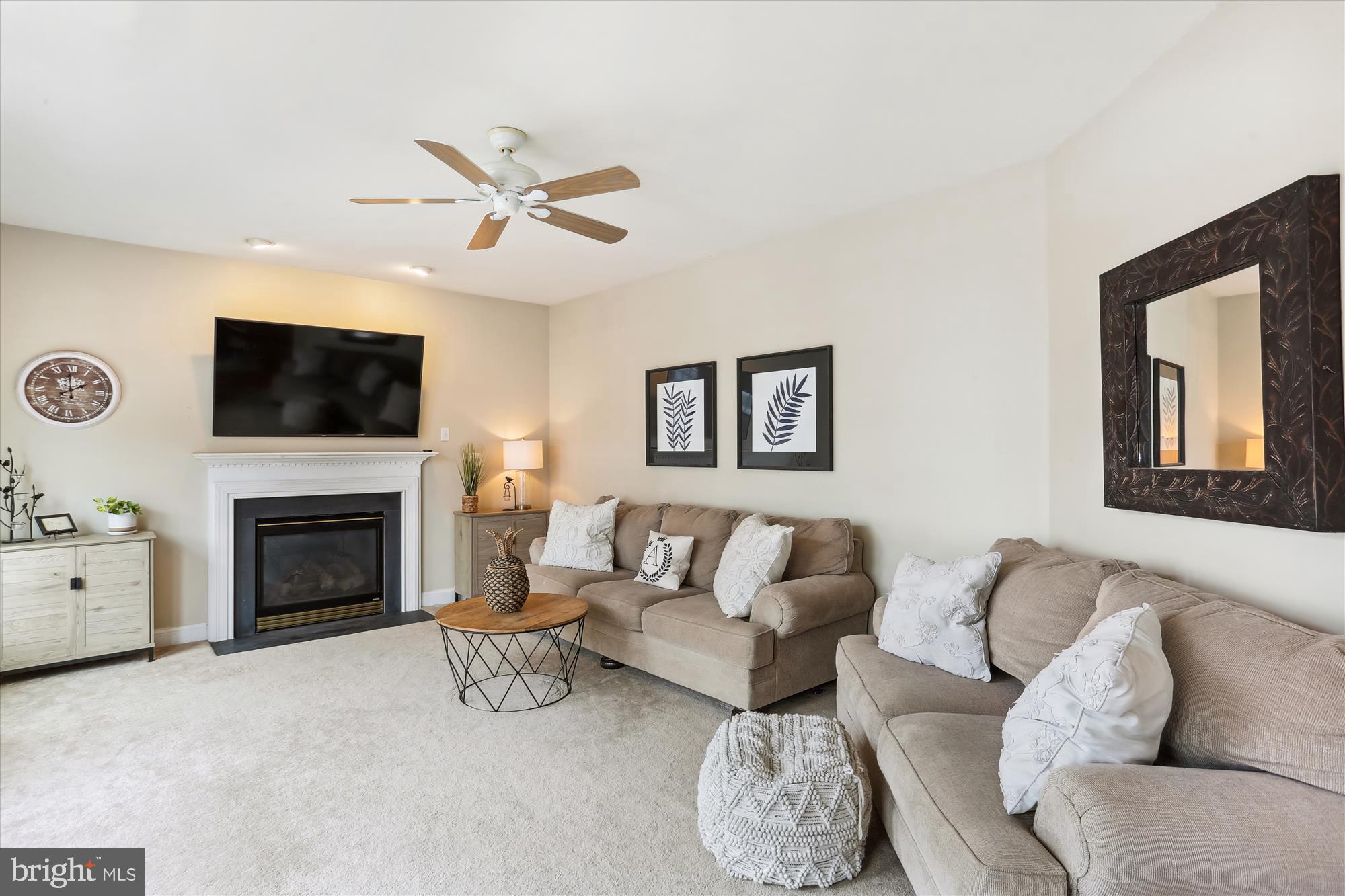 12206 Skylark Road Clarksburg, MD 20871 - Photo 34 of 88 FamilyRoom