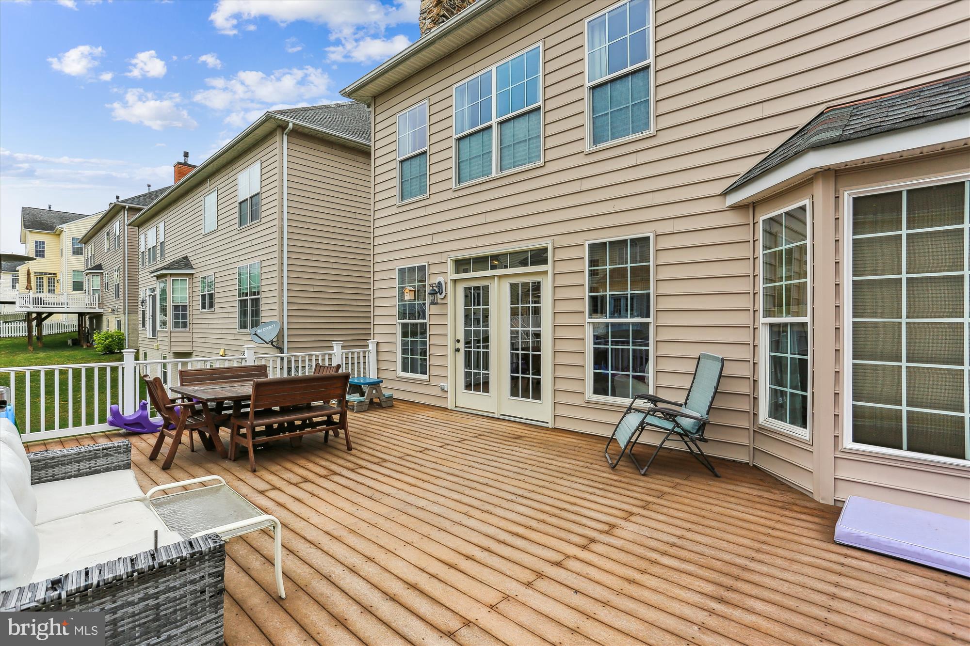 12206 Skylark Road Clarksburg, MD 20871 - Photo 39 of 88 Deck