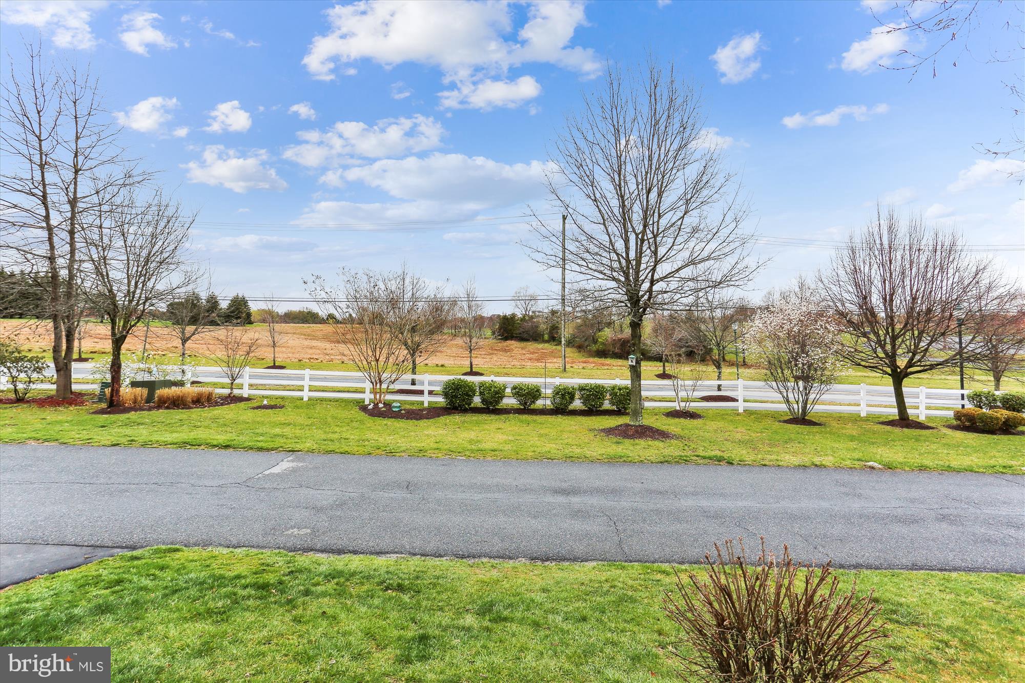 12206 Skylark Road Clarksburg, MD 20871 - Photo 8 of 88 View