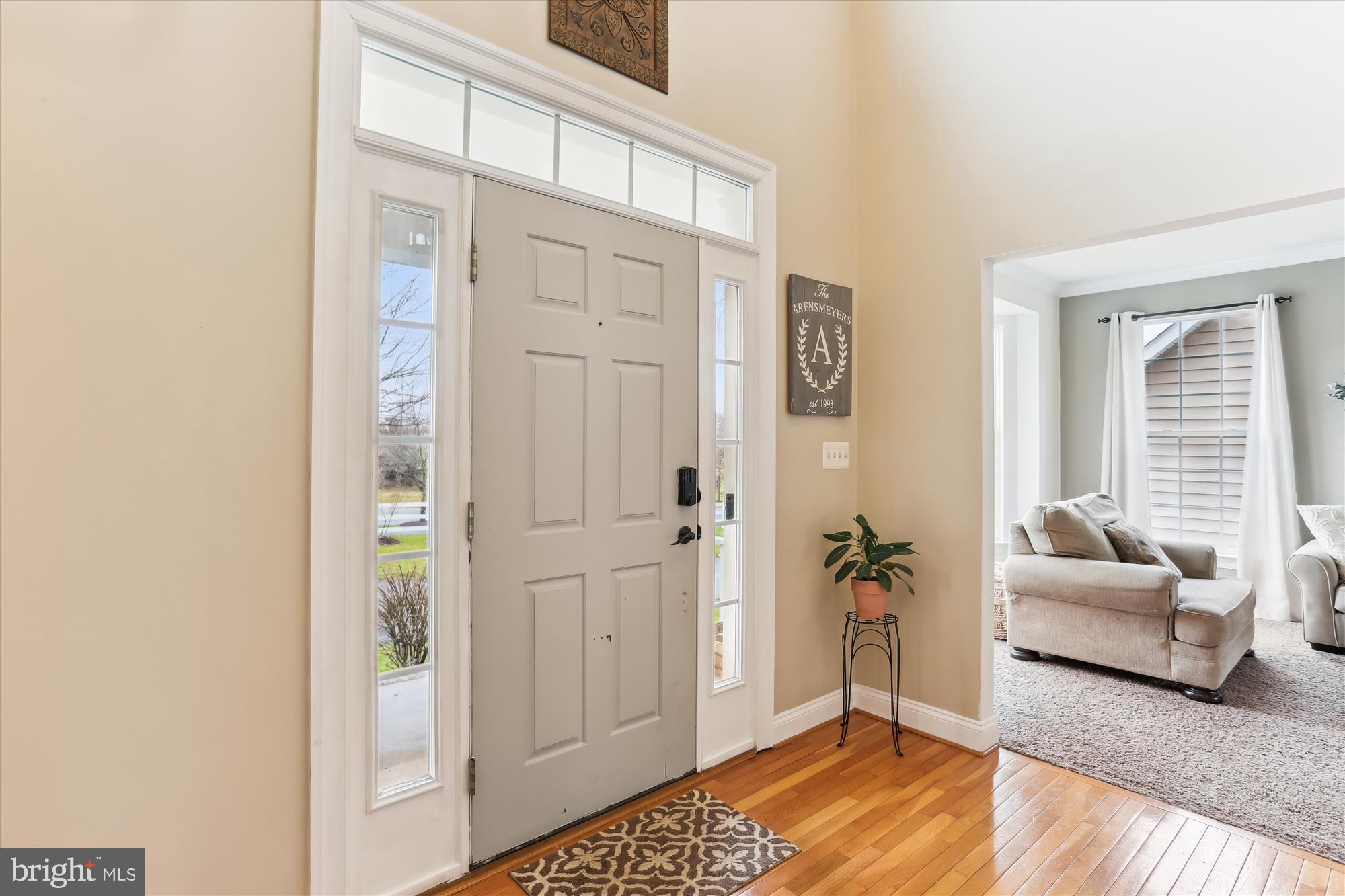 12206 Skylark Road Clarksburg, MD 20871 - Photo 9 of 88 Entry