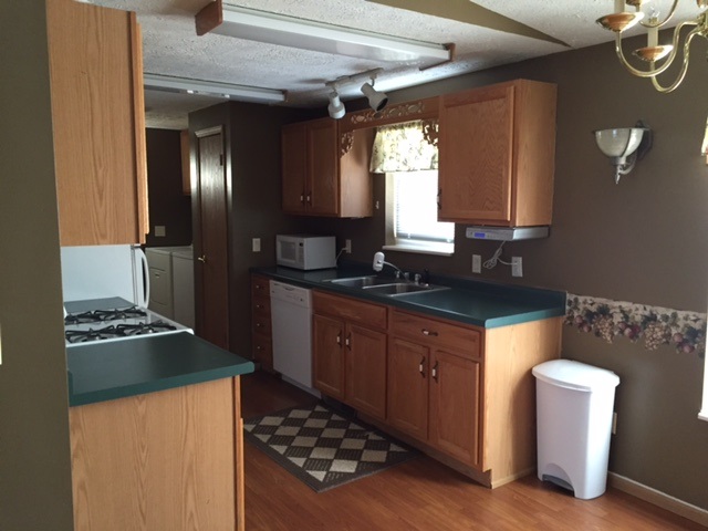 1114 Pearl Street Rochester, IN 46975 - Photo 5 of 11