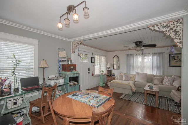 $214,900 | 3105 East Lakeview Avenue, Pensacola, FL 32503