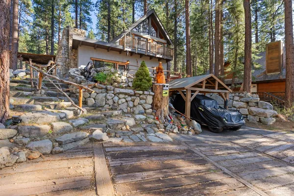 $960,000 | 3724 Regina Road, South Lake Tahoe, CA 96150