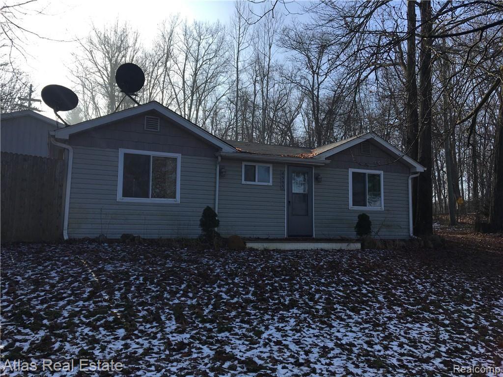 4995 McDowell Road Lapeer, MI 48446 - Photo 2 of 18 IMG_6695.JPG