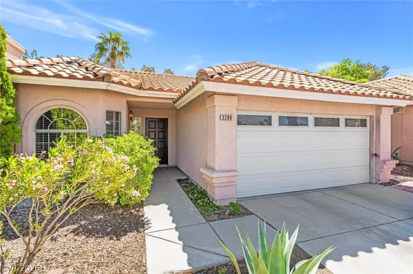$1,980 | 2200 Brighton Shore Street, Las Vegas, NV 89128
