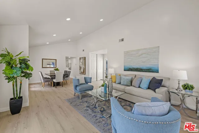 $5,395 | 13 Pepper Court, Inglewood, CA 90302